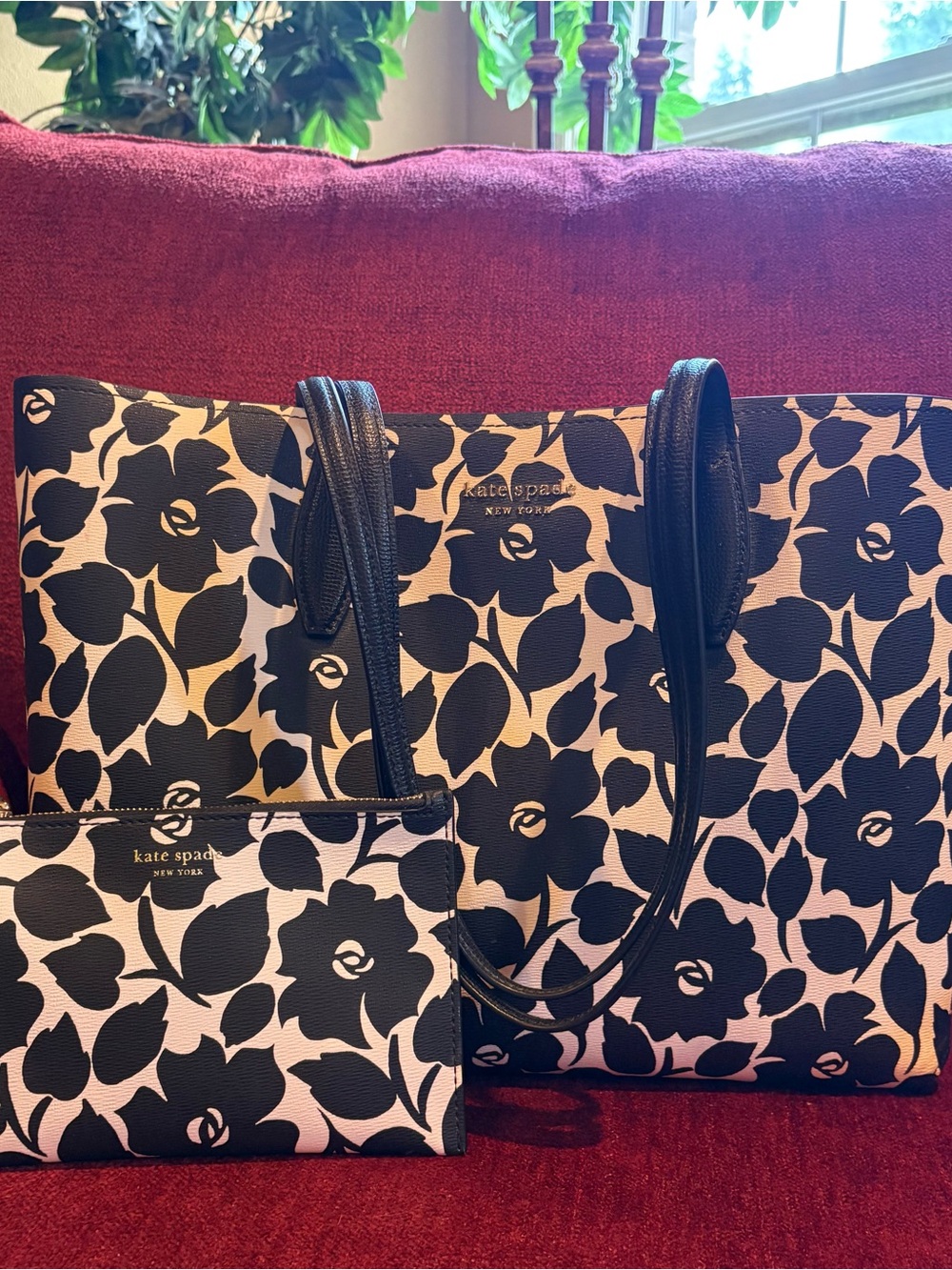 Kate Spade Black and White Floral Tote with Matching Wristlet